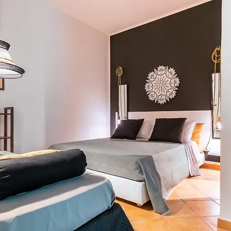 Apartment Ballaro Cozy With Balcony